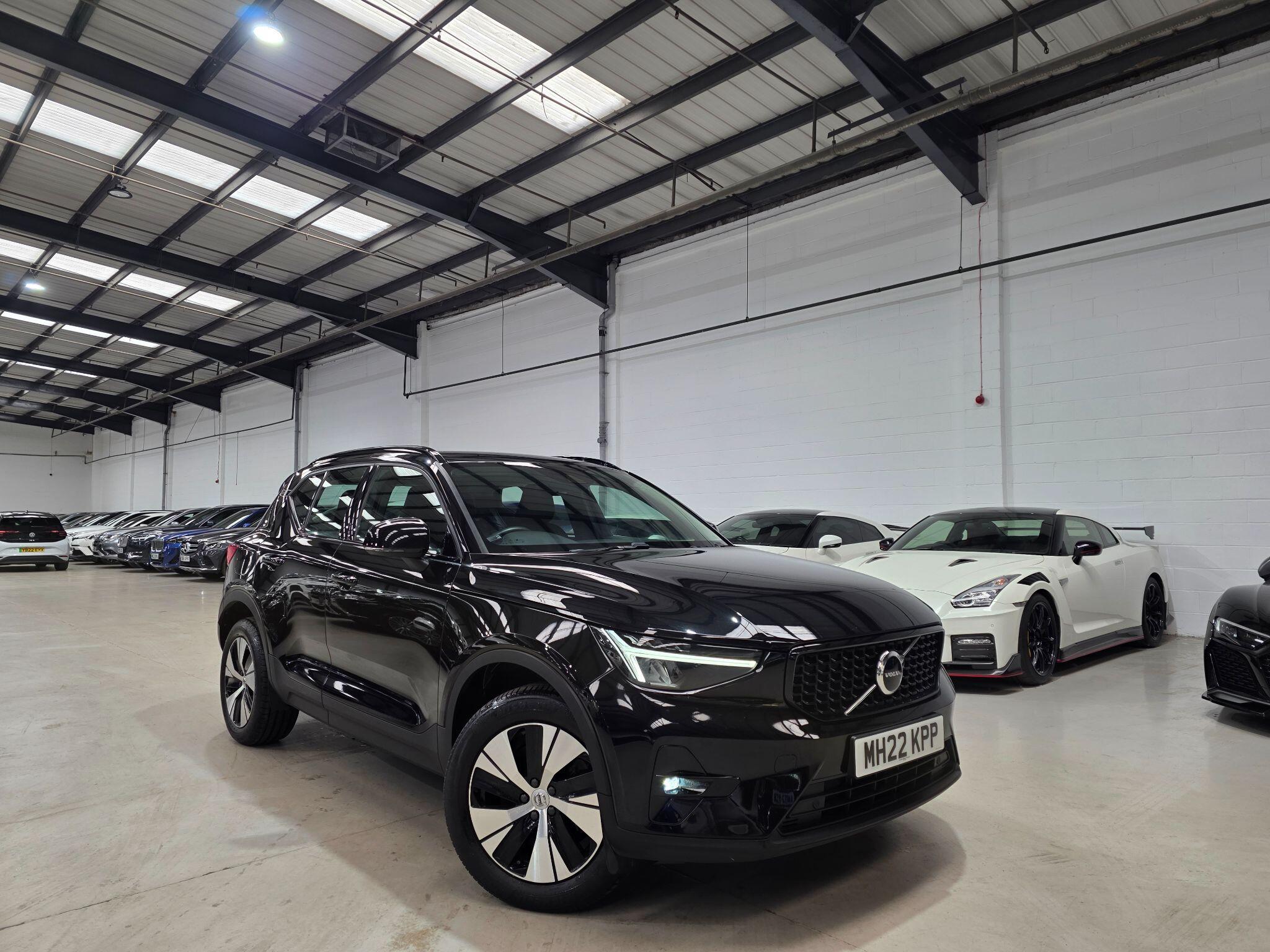 Volvo XC40 view 3