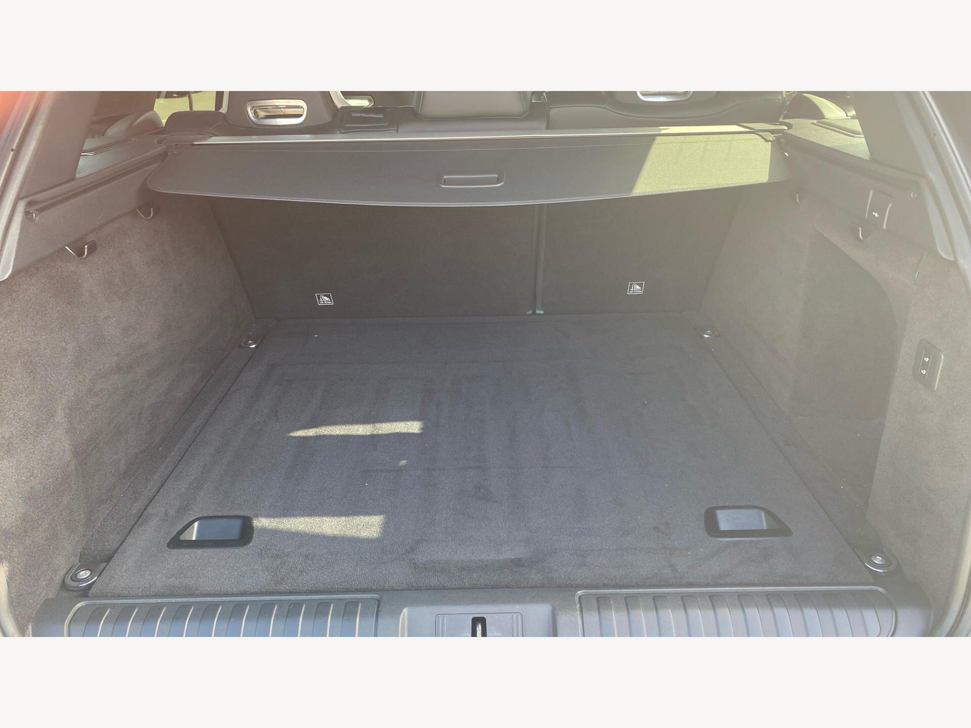 Land Rover Range Rover Sport view 12