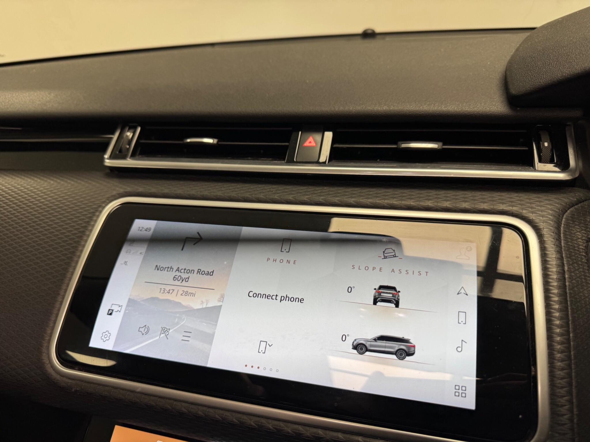 Land Rover Range Rover Velar view 16