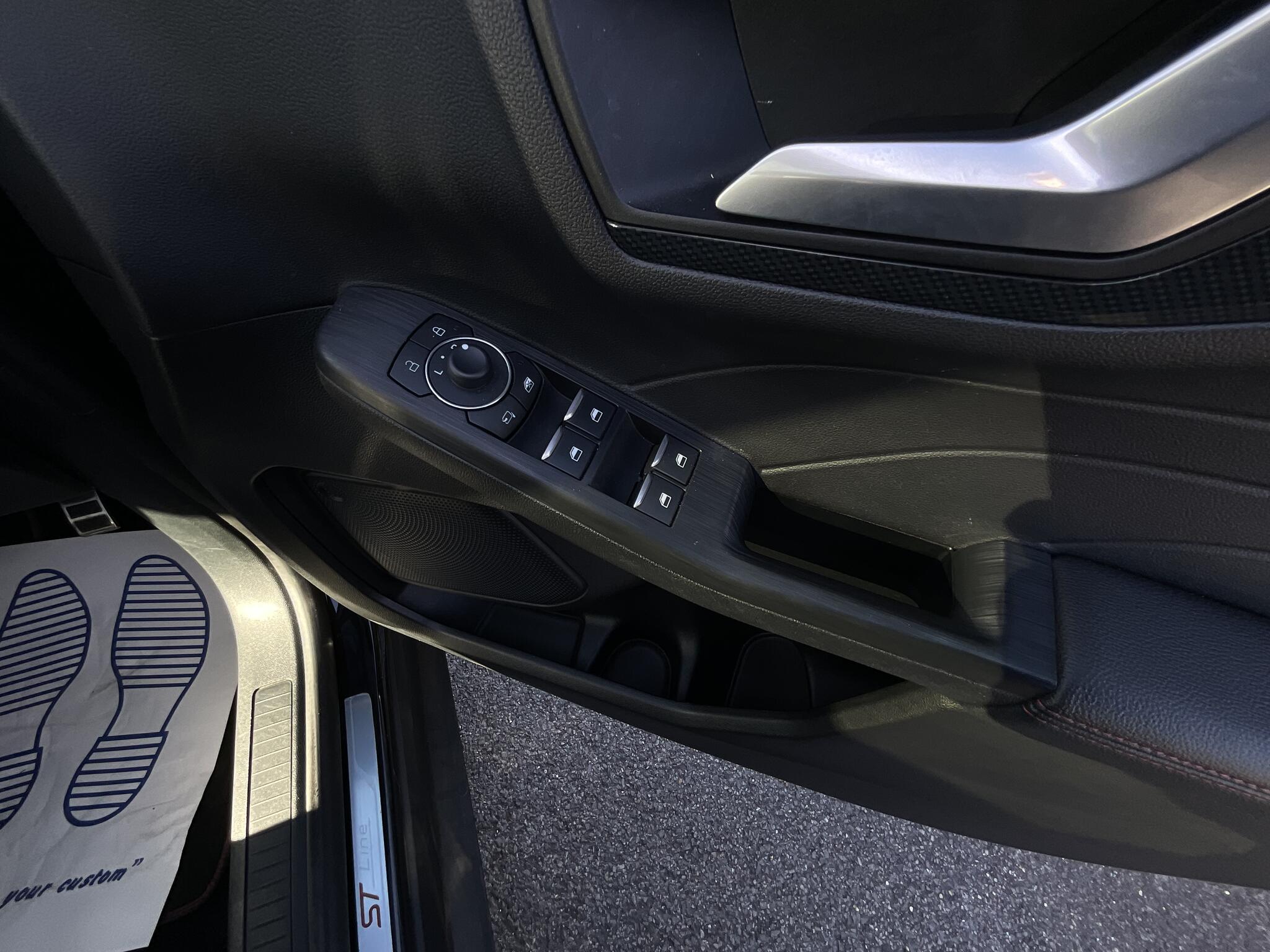 Ford Kuga view 37