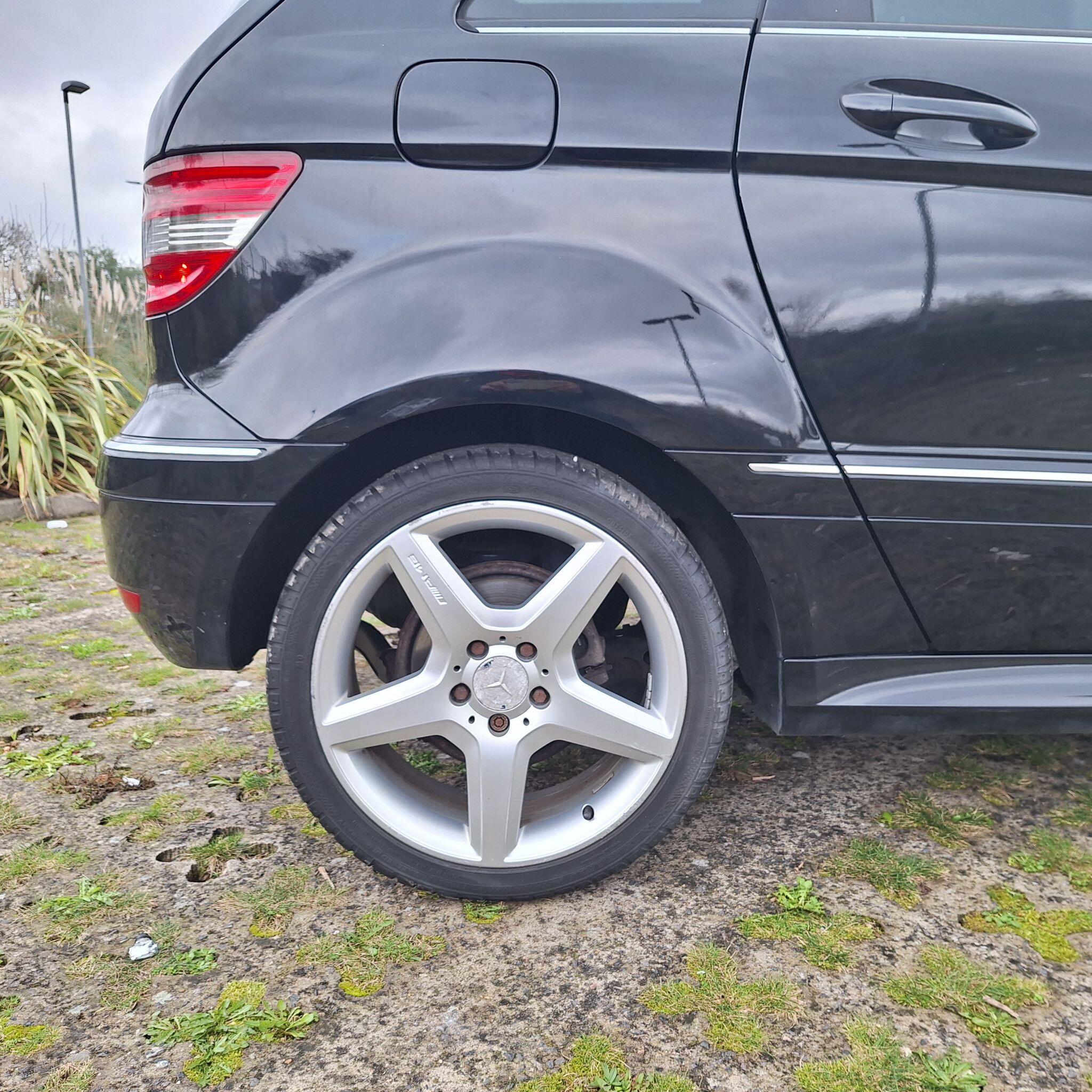 Mercedes-Benz B-Class view 46