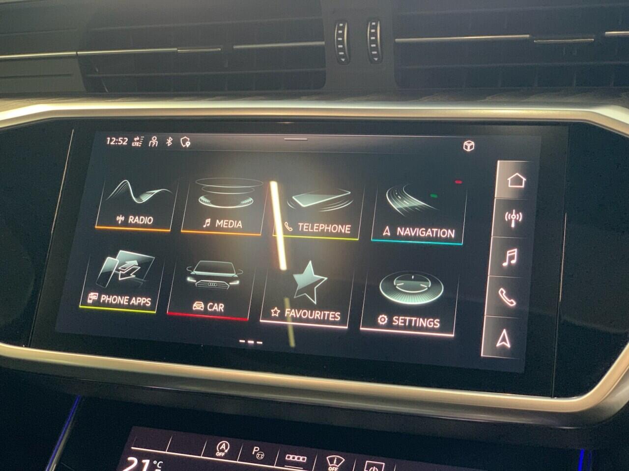 Audi S6 Avant view 44