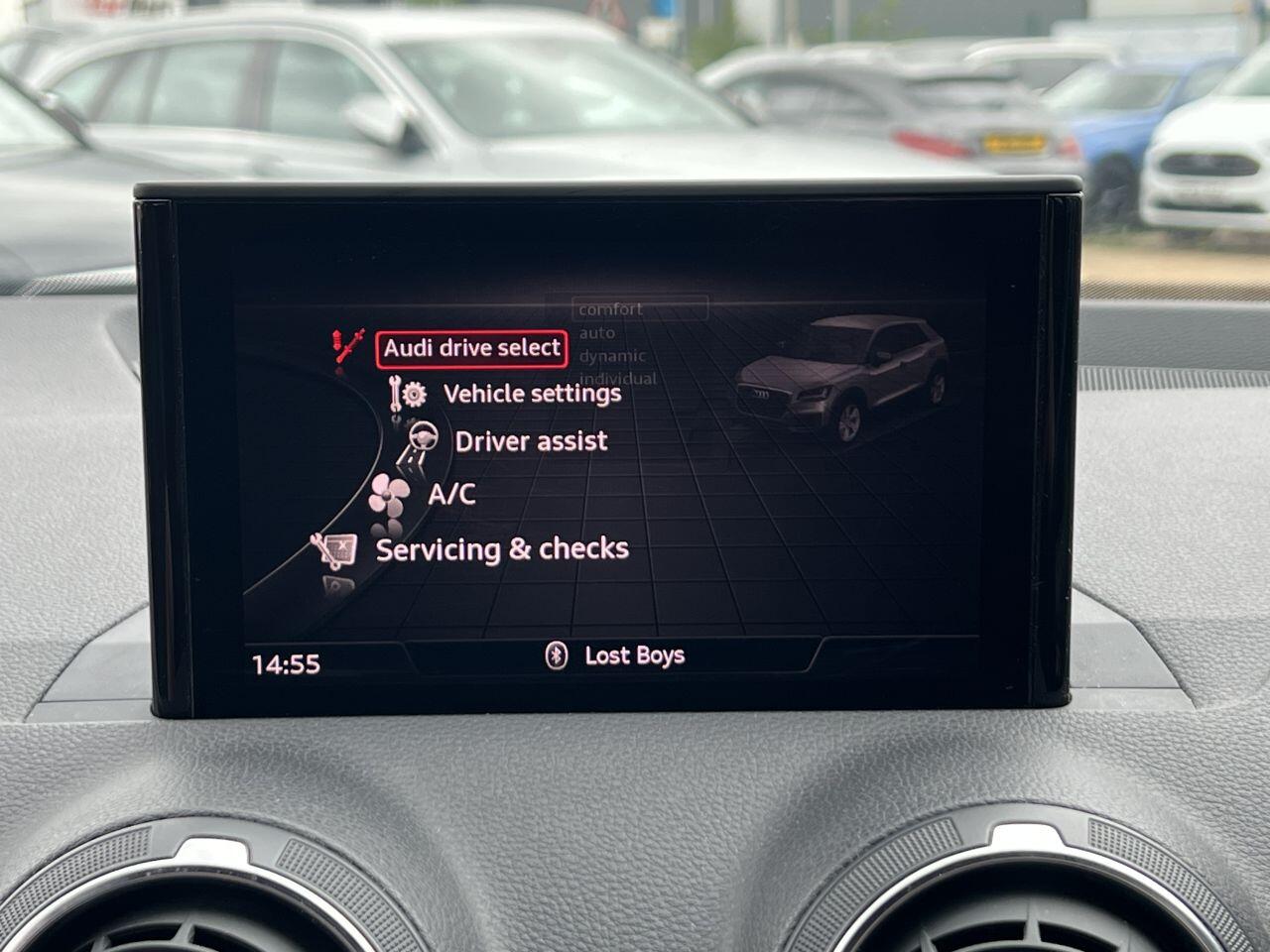 Audi Q2 view 46