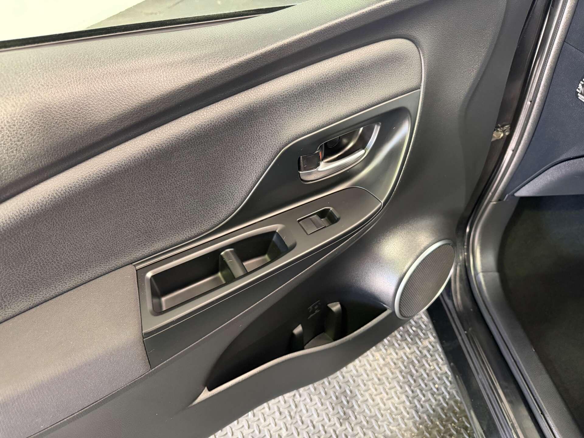 Toyota Yaris view 47