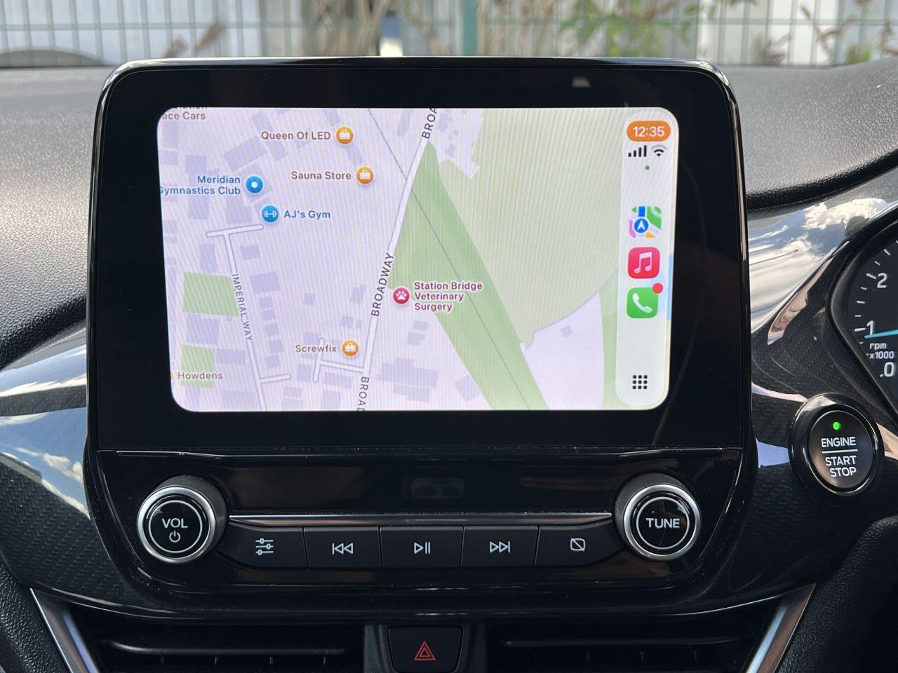 Ford Fiesta view 44