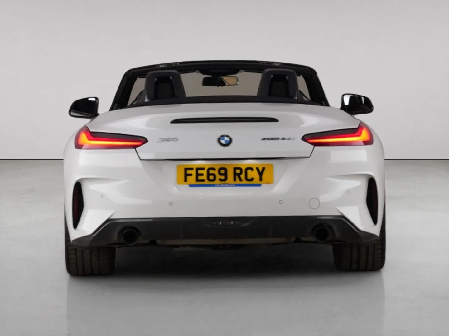 BMW Z4 view 7