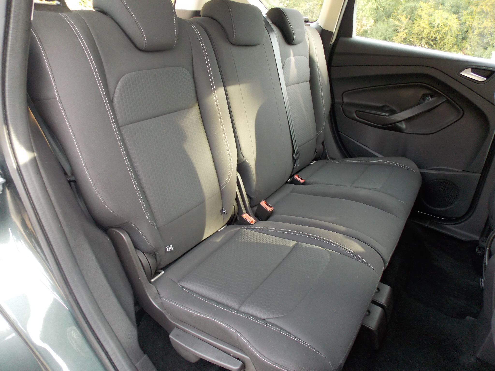 Ford Kuga view 40
