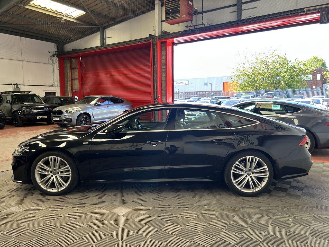 Audi A7 view 6