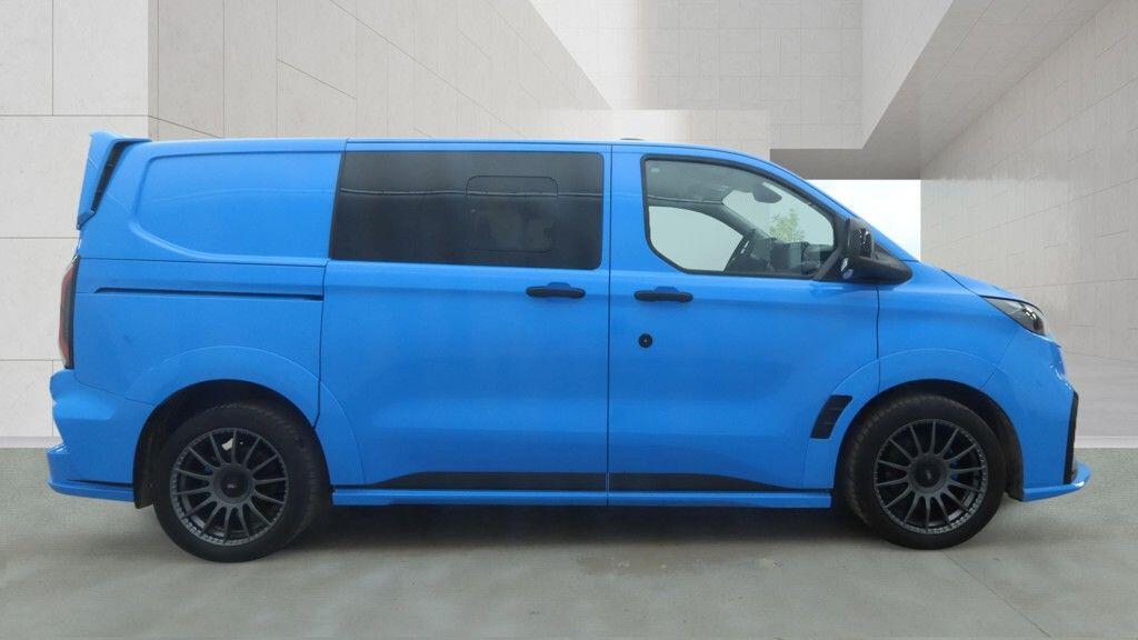 Ford Transit Custom view 5