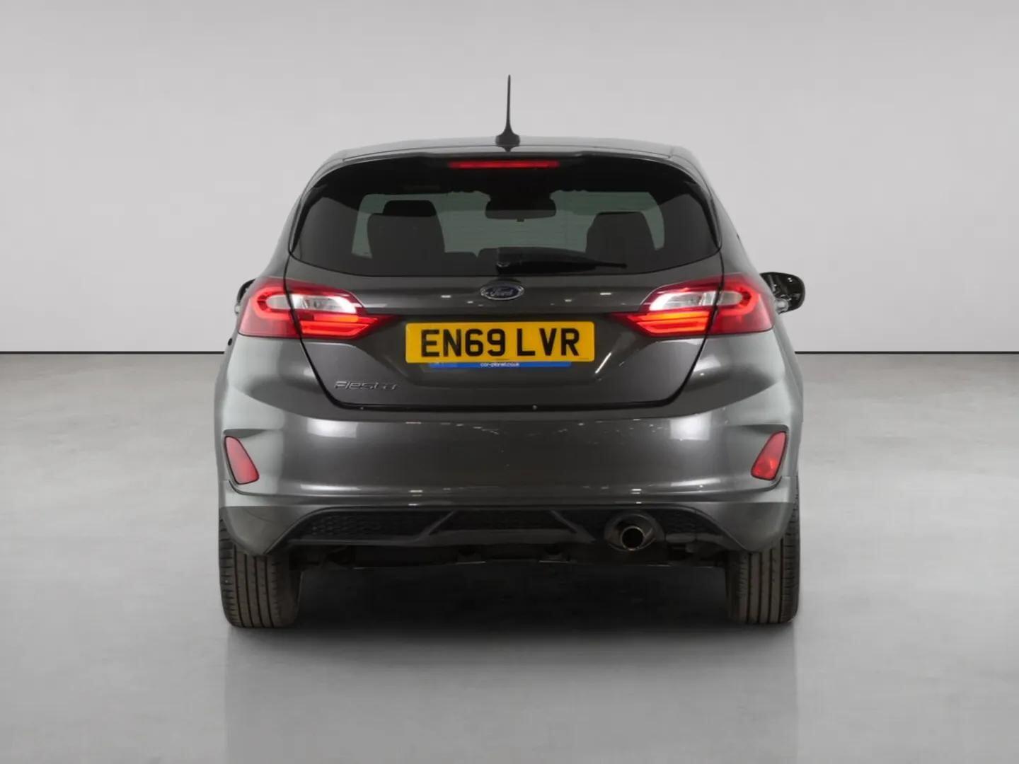 Ford Fiesta view 7