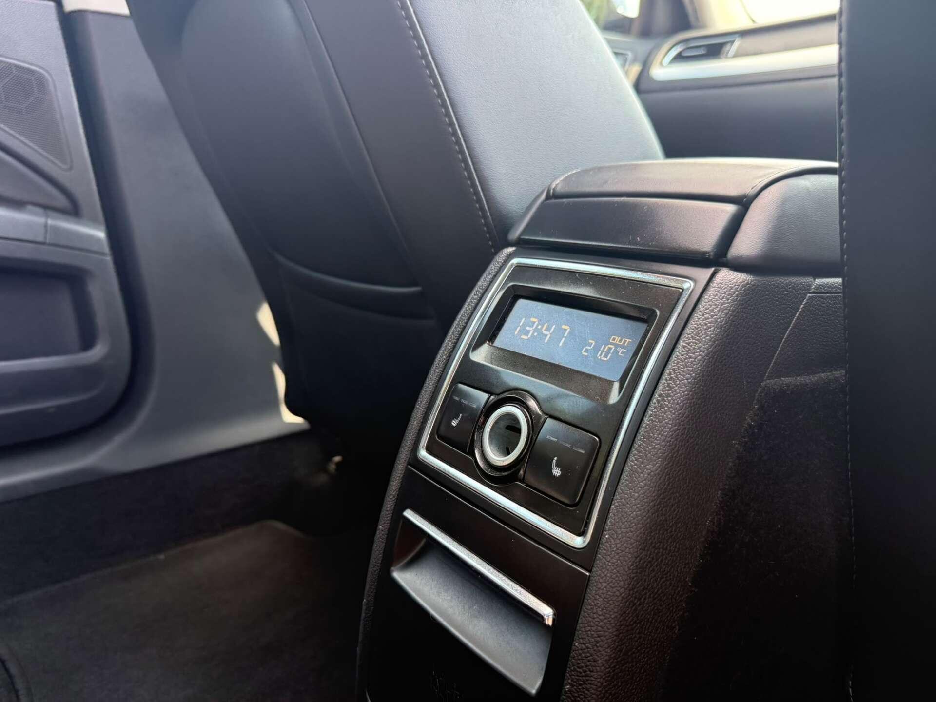 Skoda Superb view 32