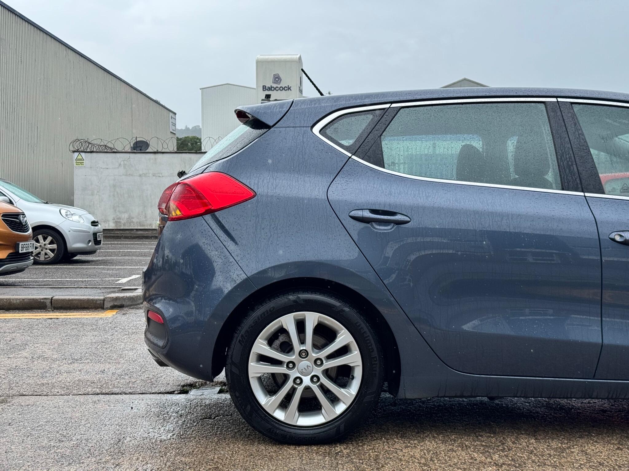 Kia Ceed view 40