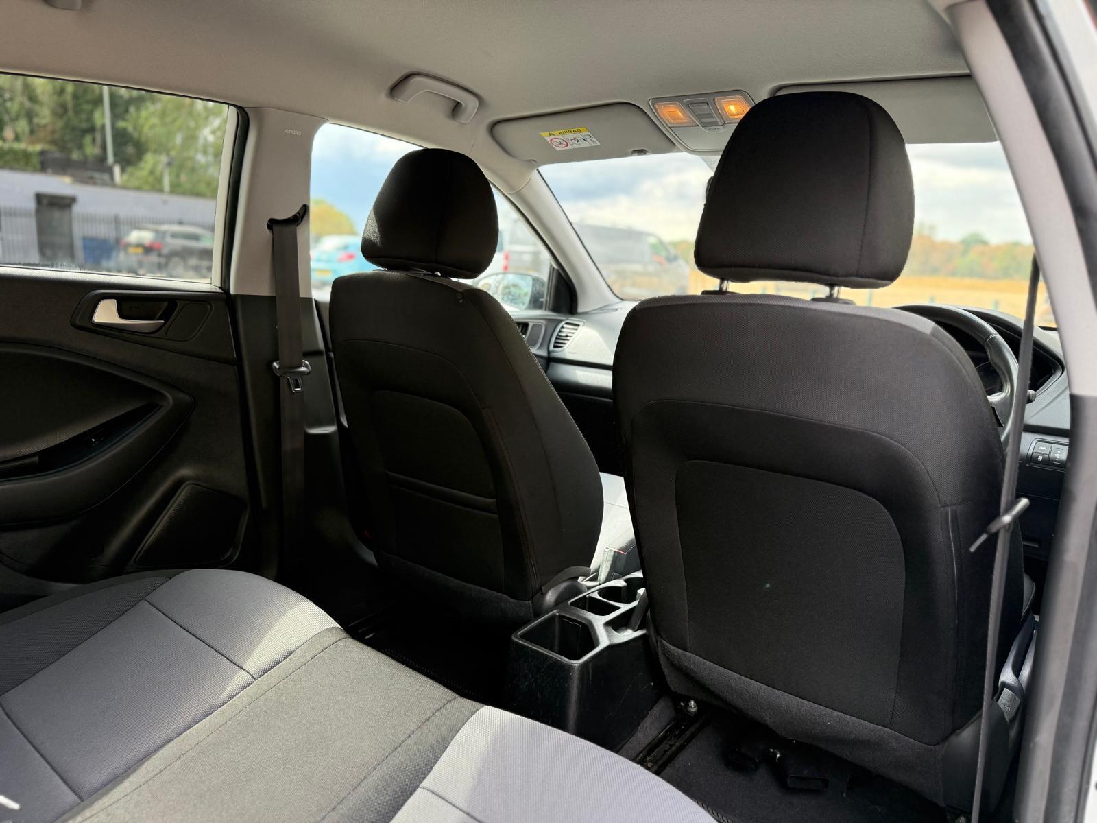 Hyundai i20 view 40