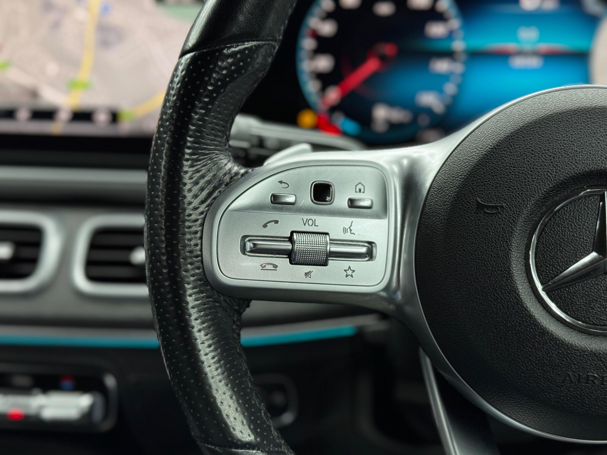 Mercedes-Benz Gle view 20