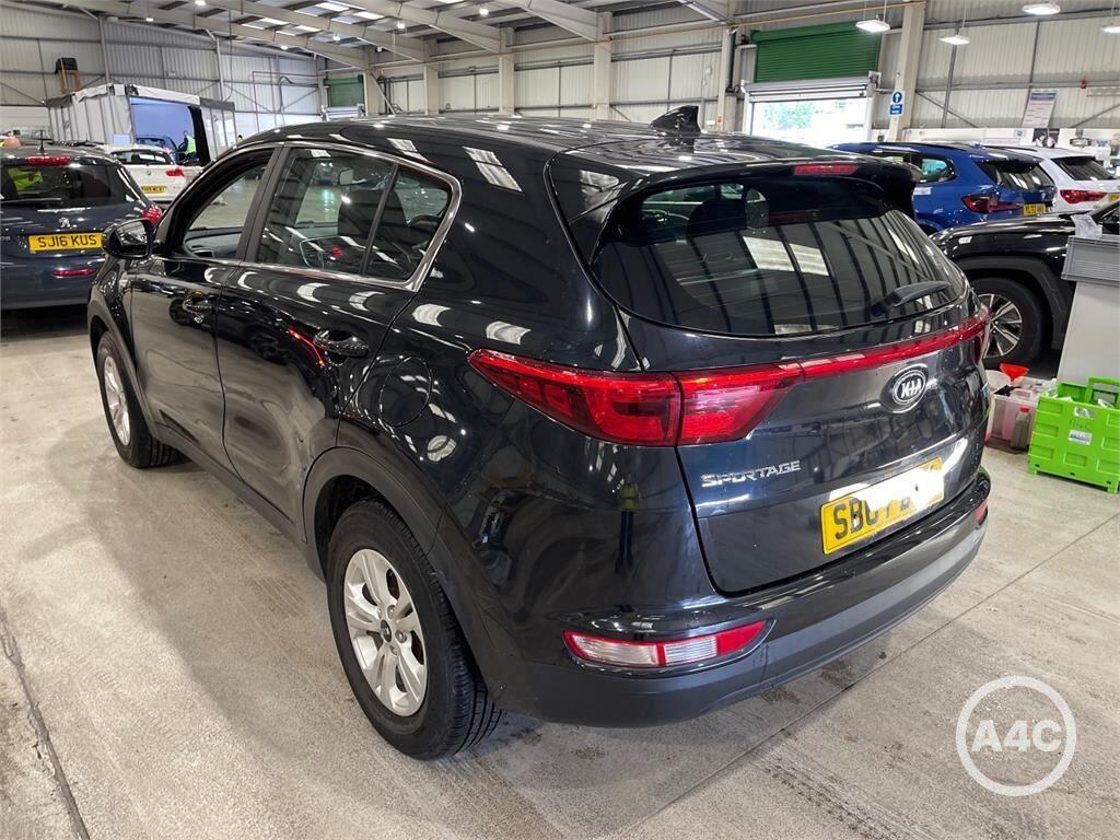 Kia Sportage view 2