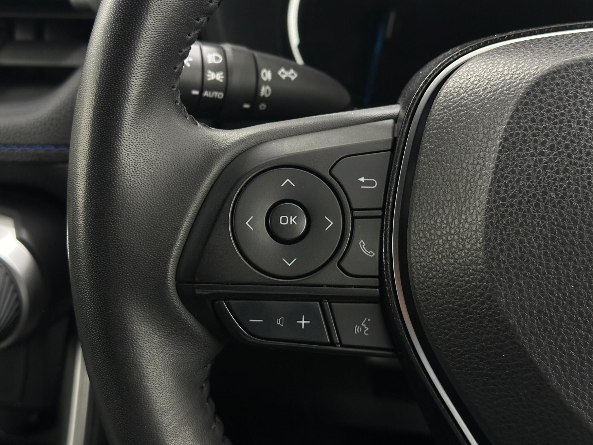 Toyota Rav4 view 15
