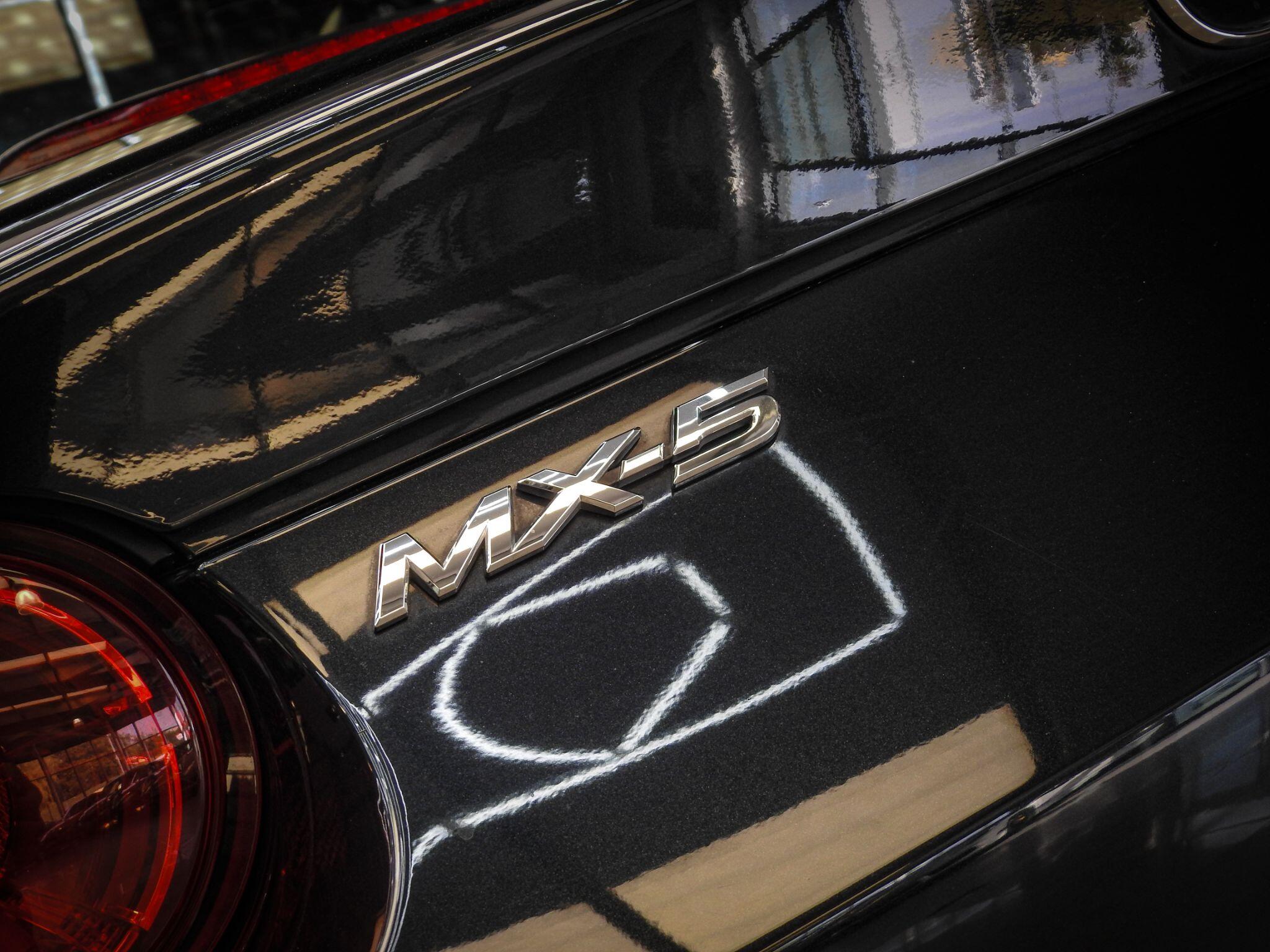 Mazda MX-5 view 15