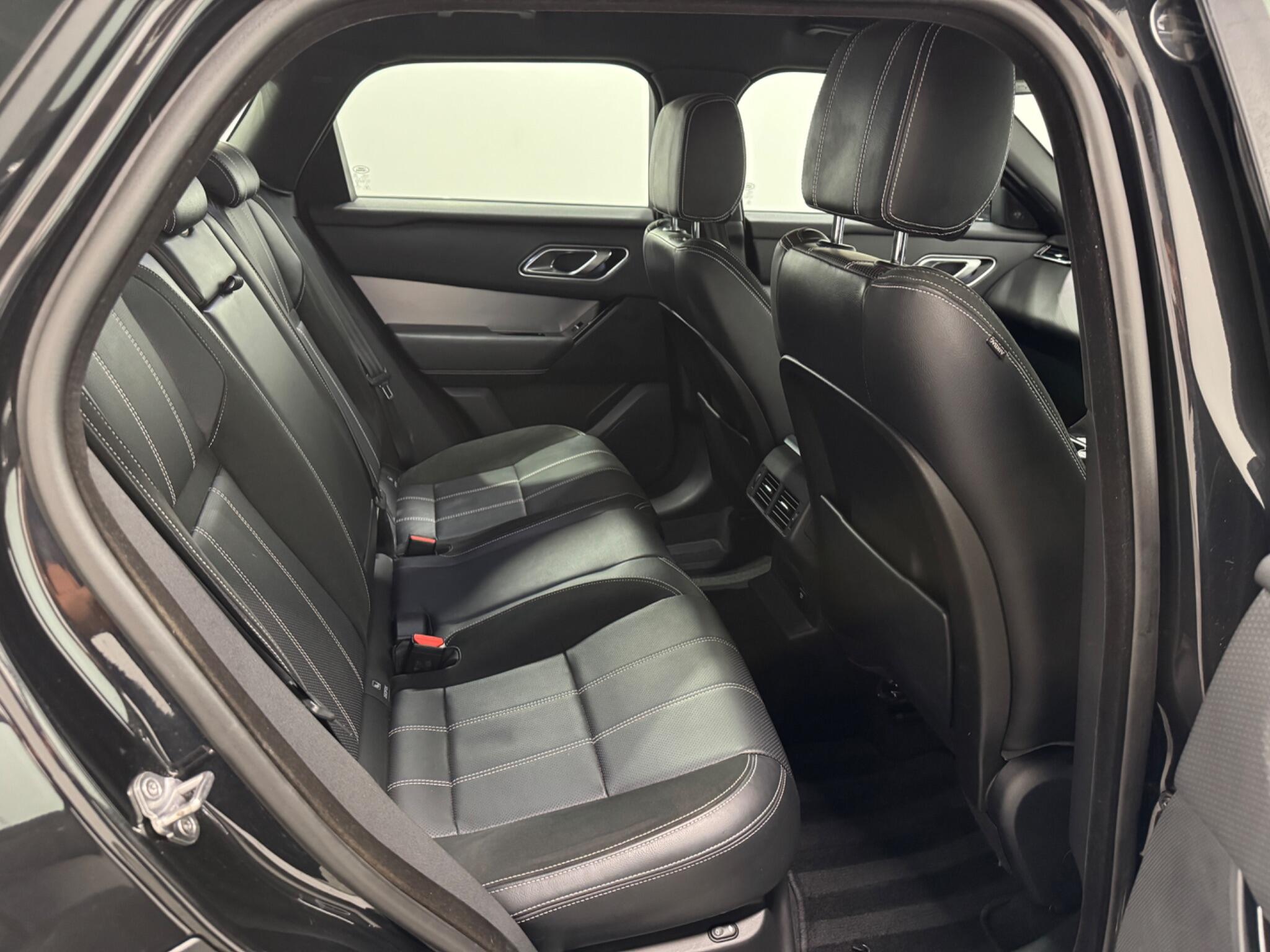Land Rover Range Rover Velar view 11