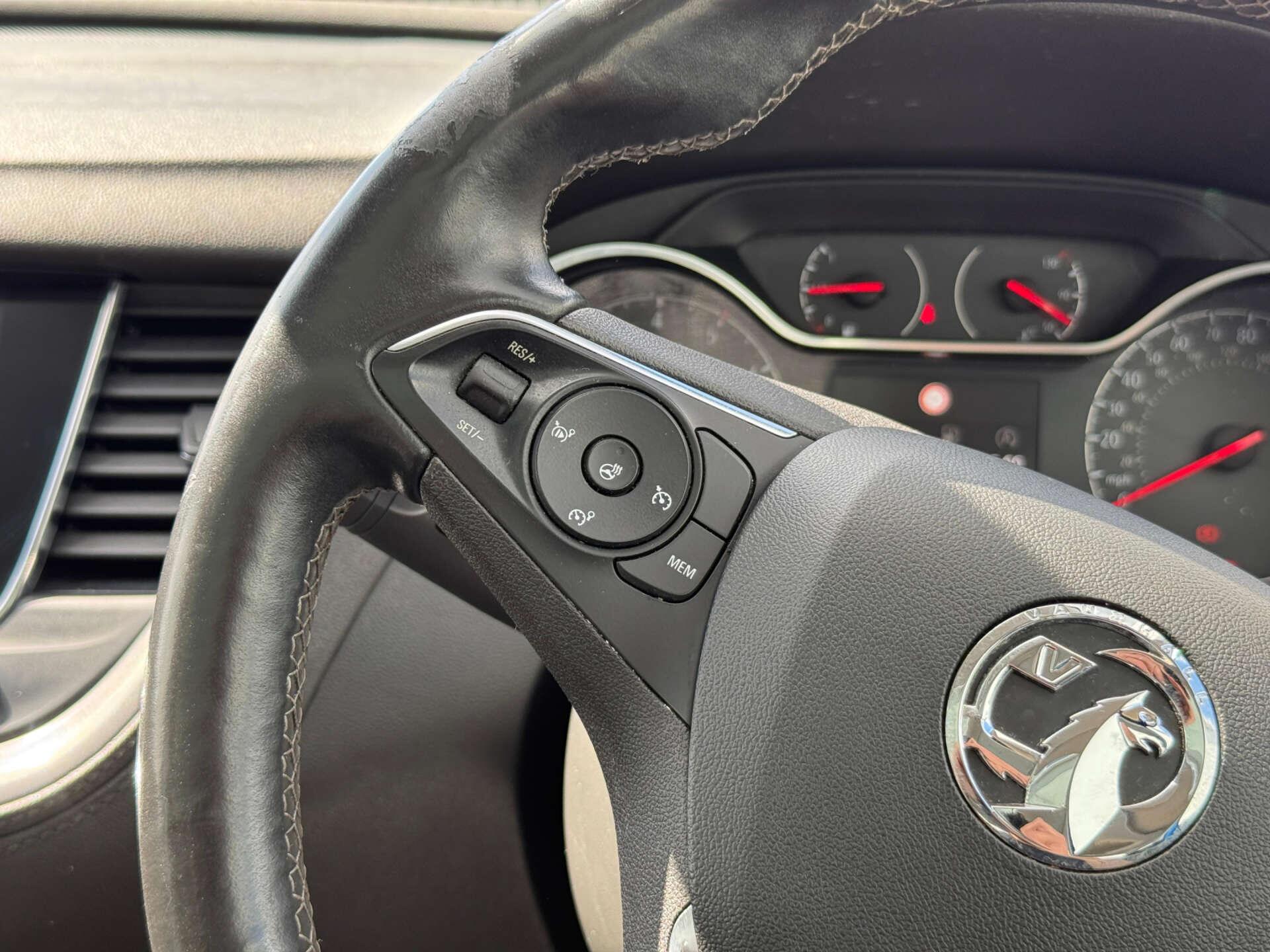 Vauxhall Grandland X view 74