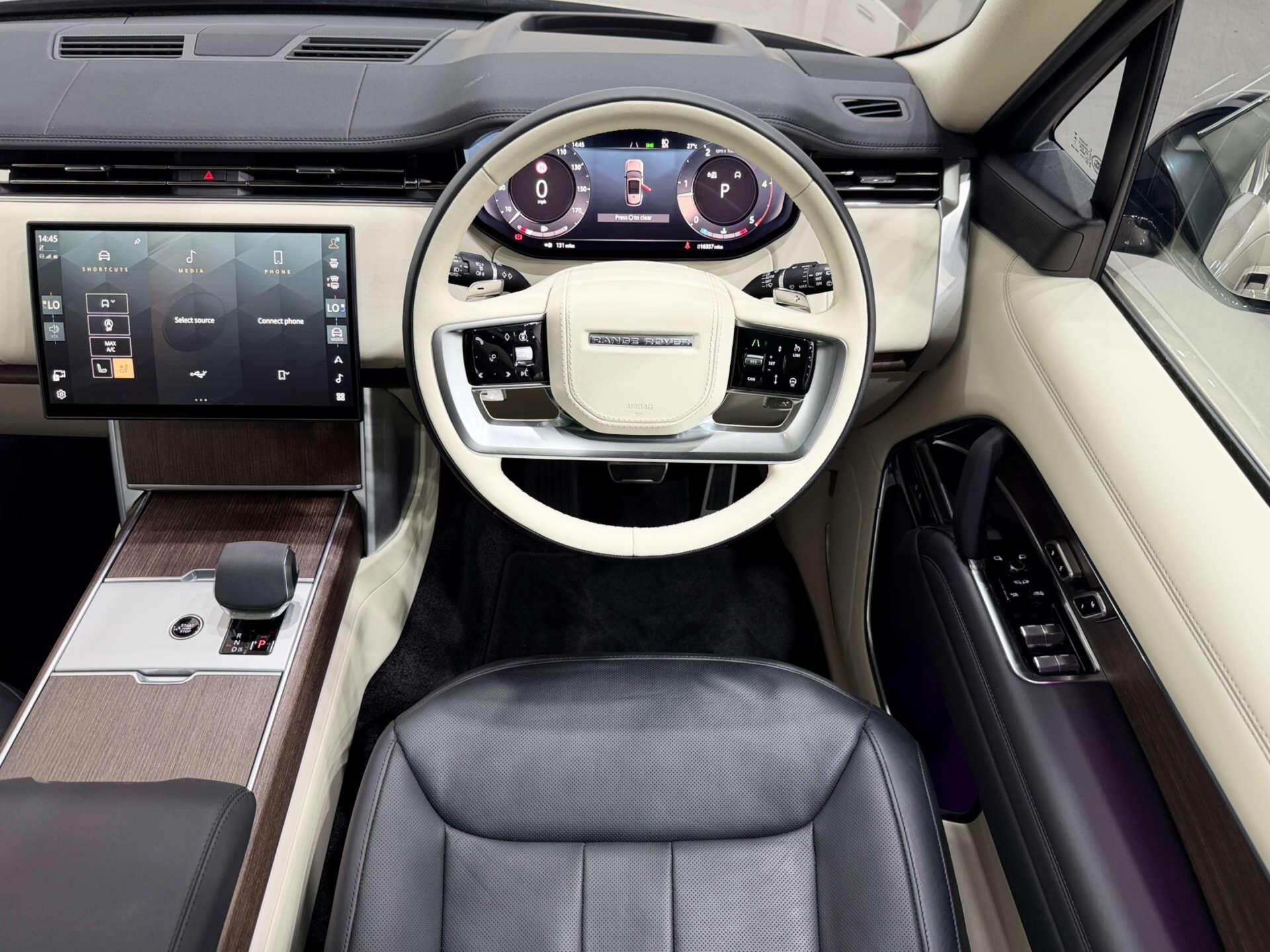 Land Rover Range Rover view 21