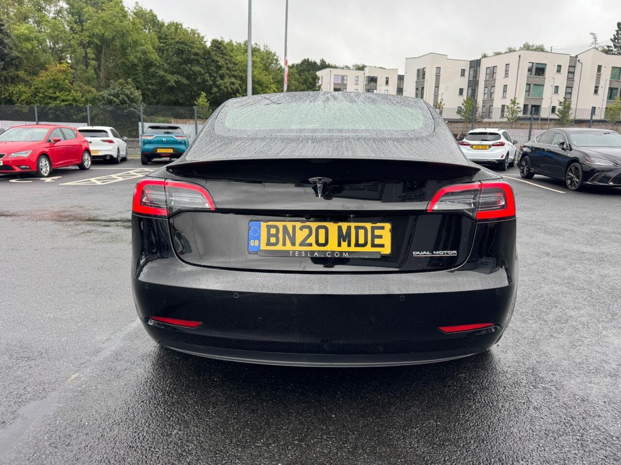 Tesla Model 3 view 4