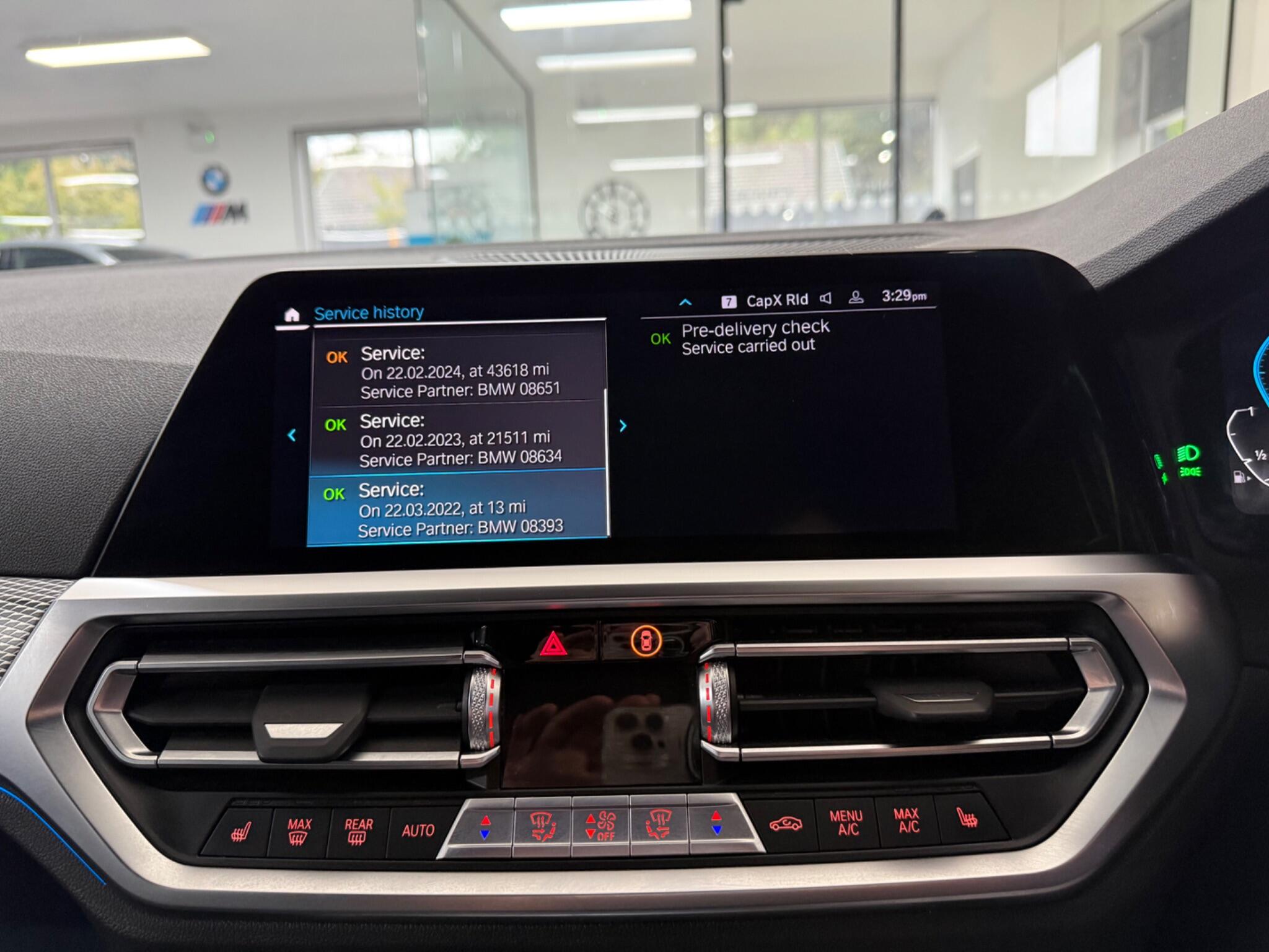 BMW 3 Series view 13