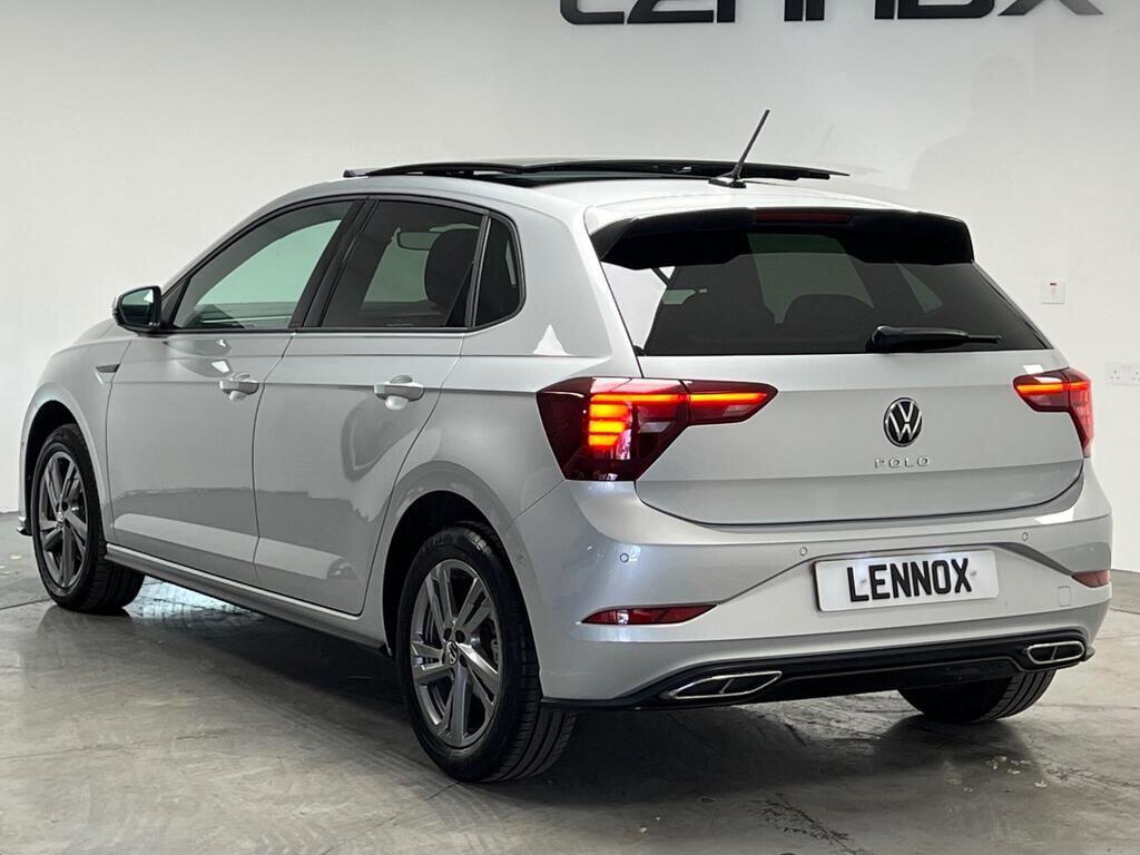 Volkswagen Polo view 4