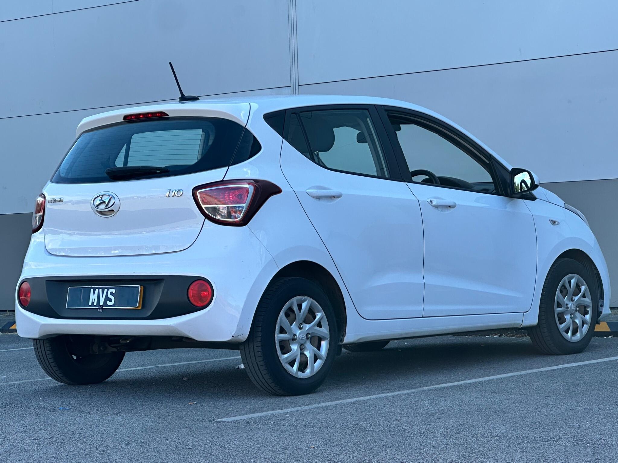 Hyundai I10 view 10