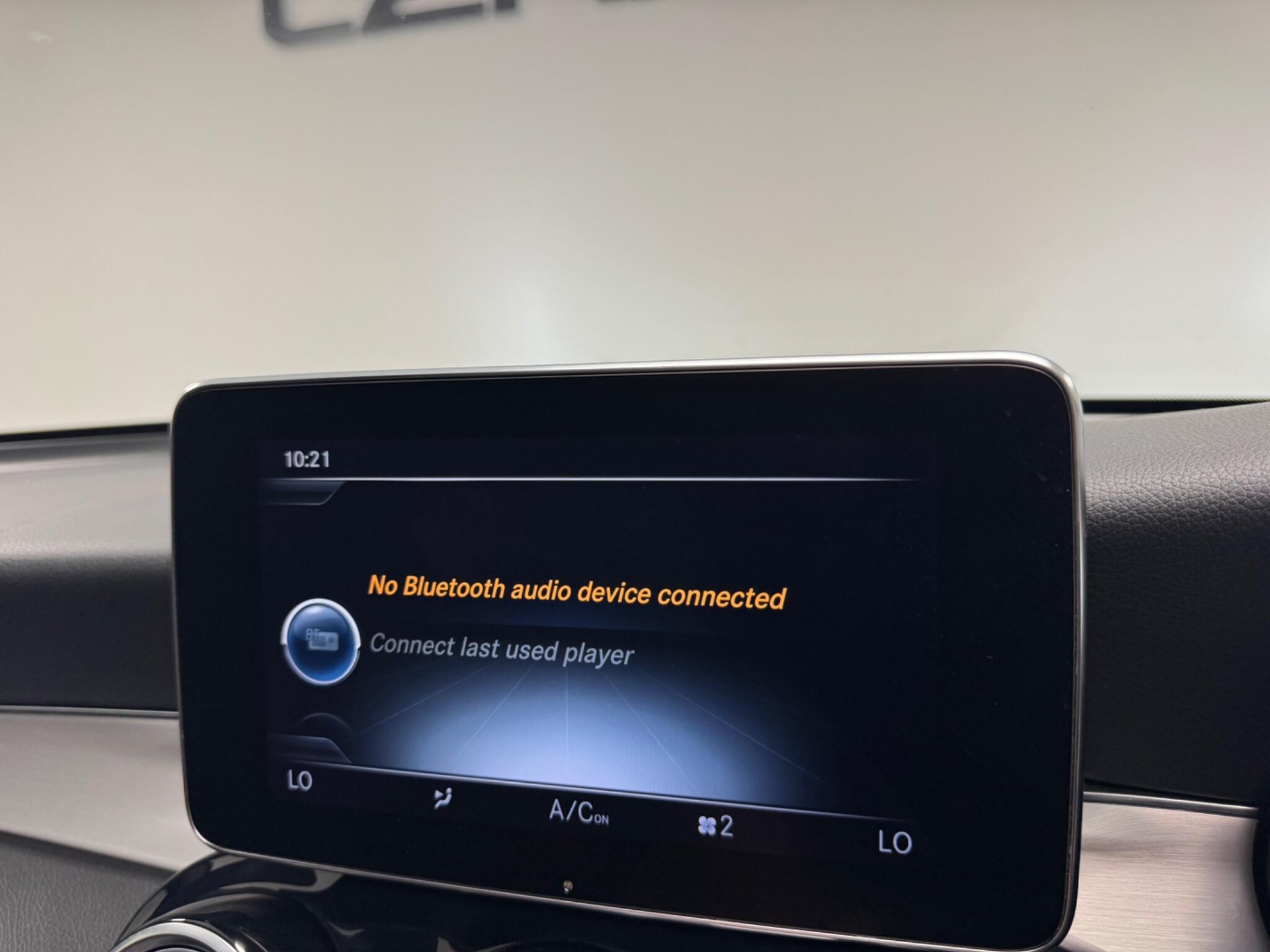 Mercedes-Benz GLC view 21