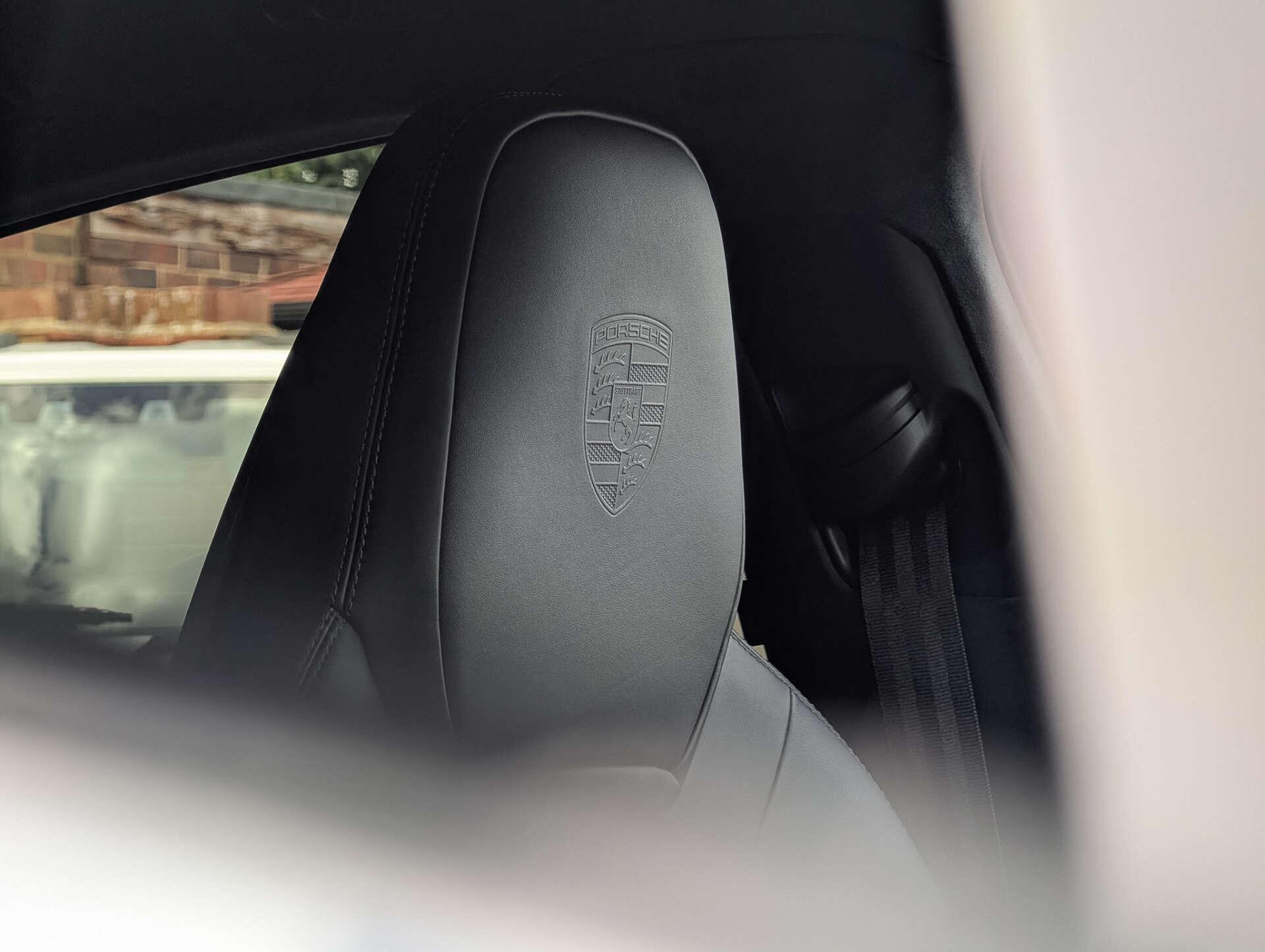 Porsche Cayenne view 29