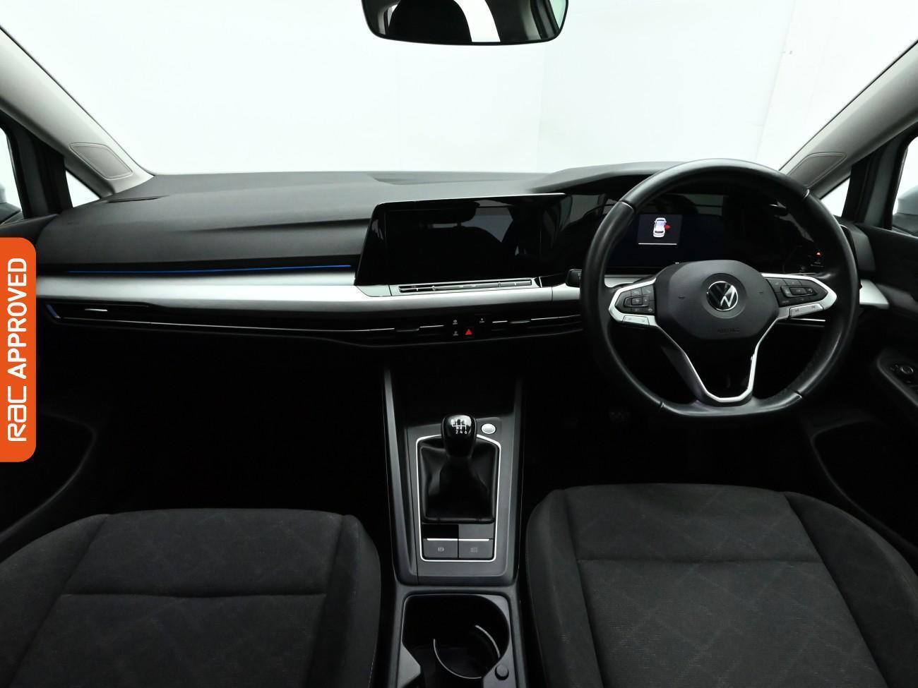 Volkswagen Golf view 2