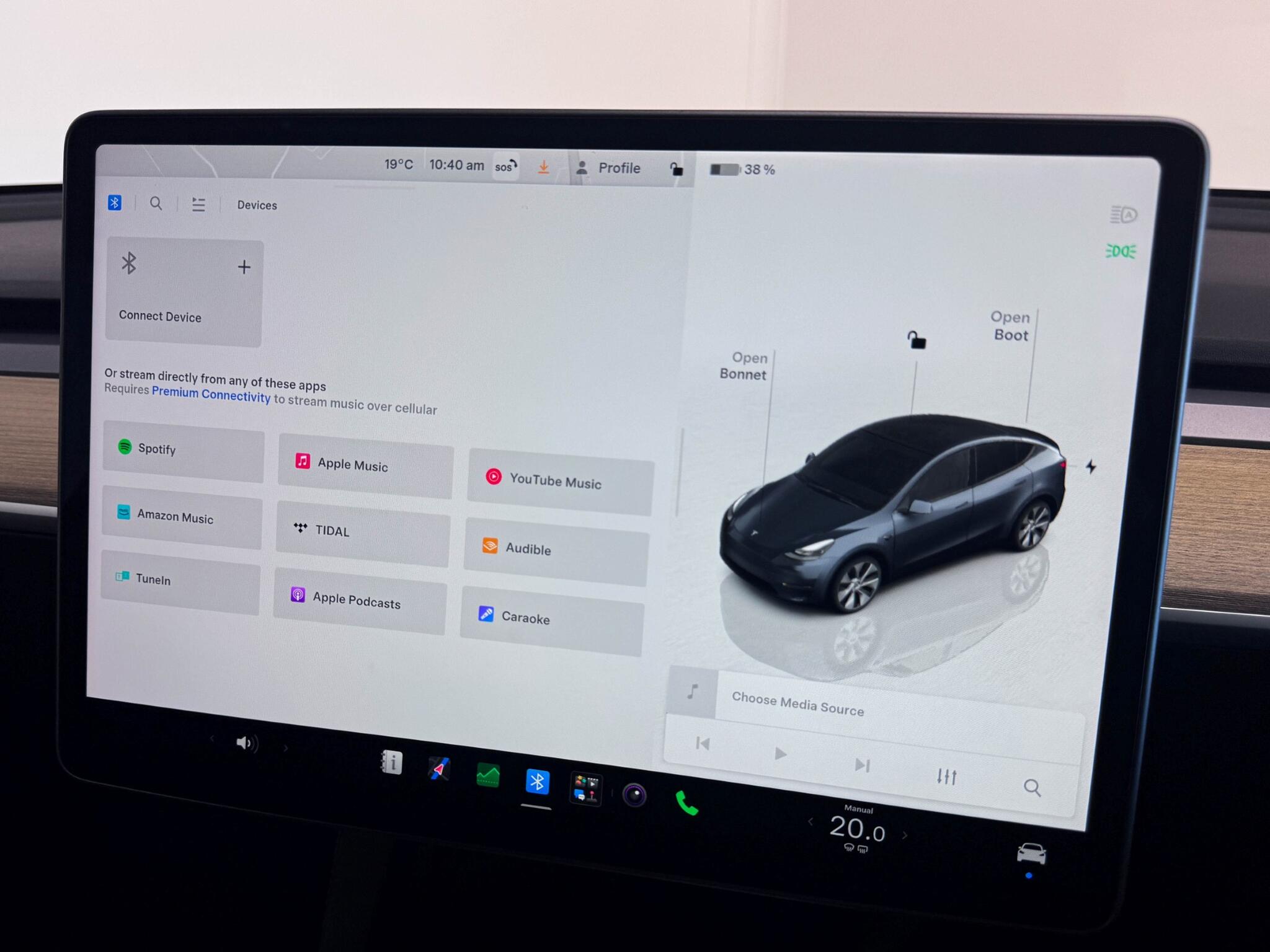 Tesla Model Y view 35