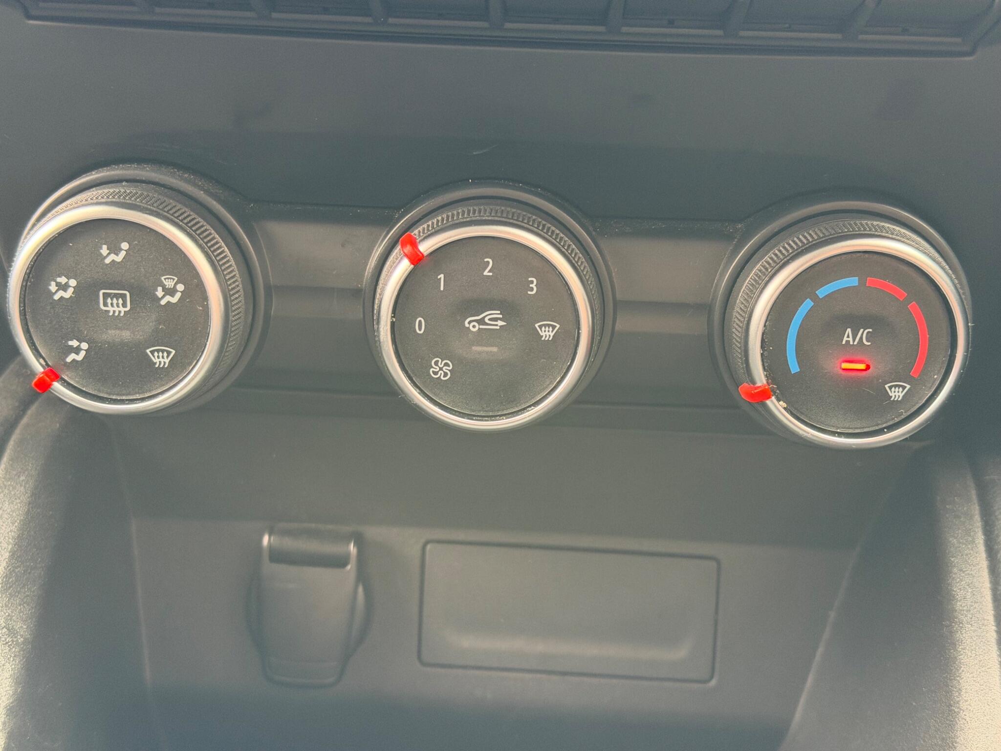 Renault Clio view 26