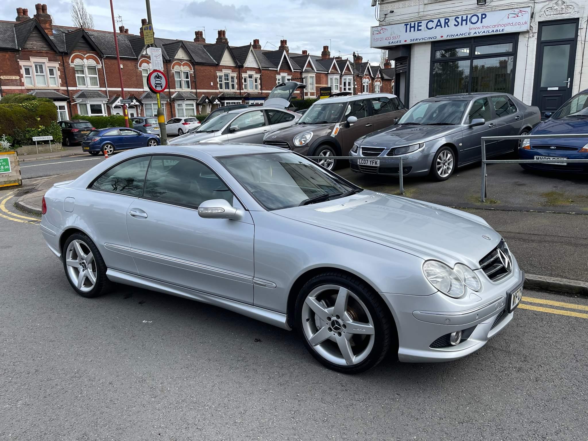Mercedes-Benz CLK view 10