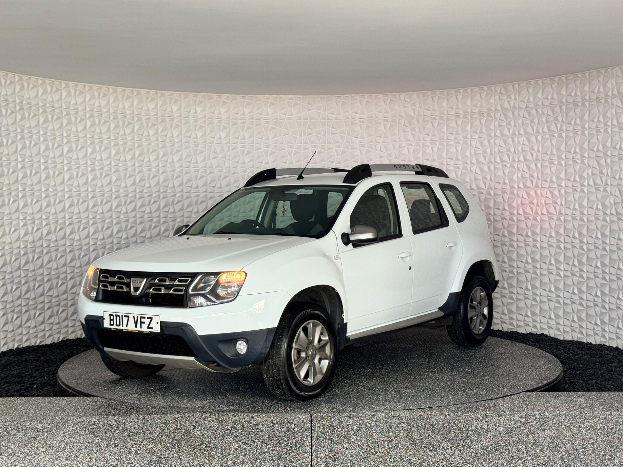 Dacia Duster view 23
