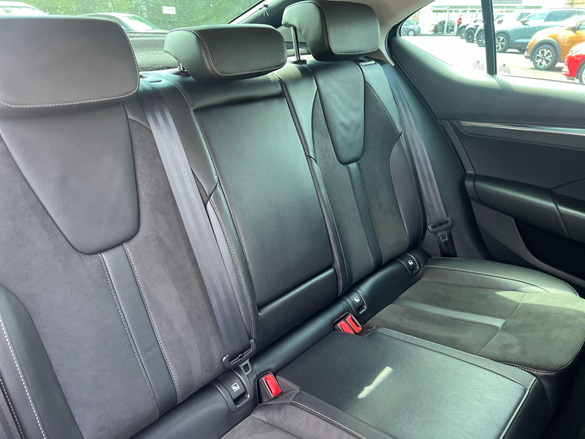 Skoda Octavia view 25