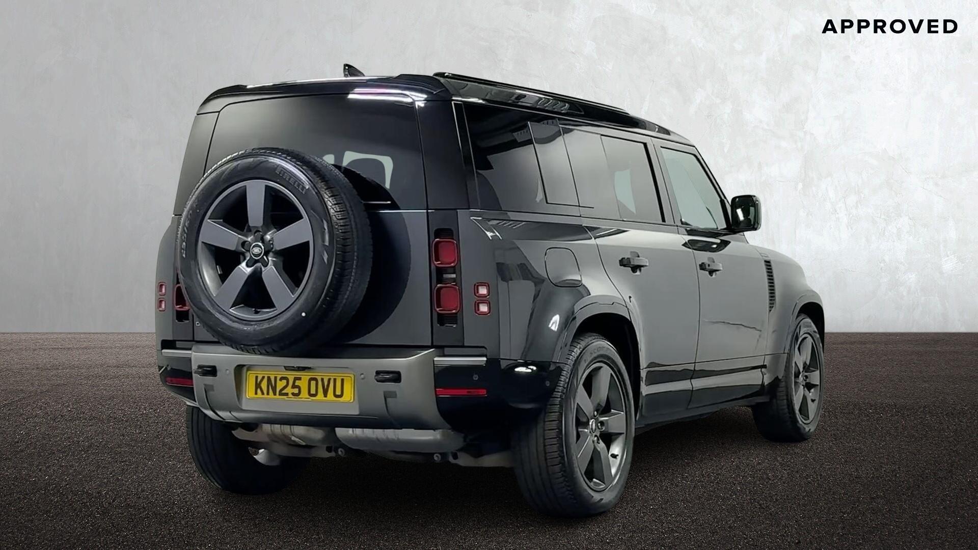 Land Rover Defender view 28