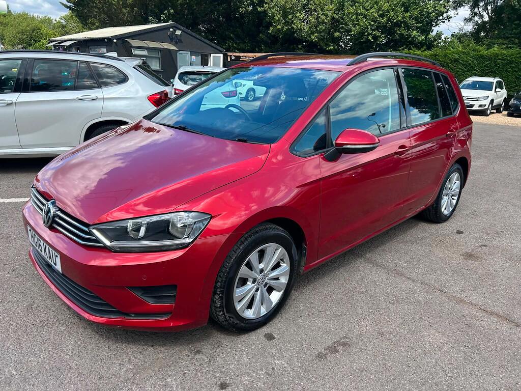 Volkswagen Golf Sportsvan view 5