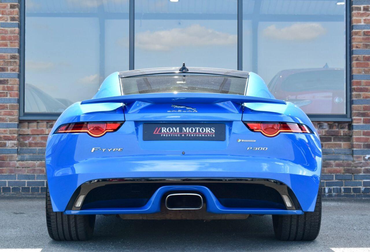 Jaguar F-Type view 43