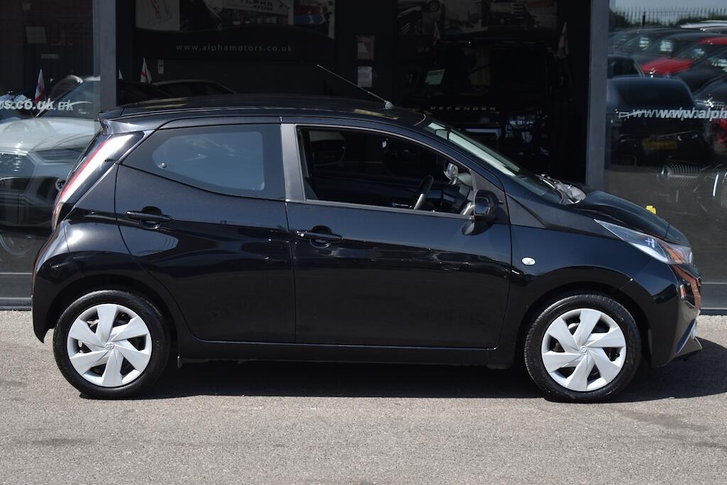 Toyota Aygo view 14