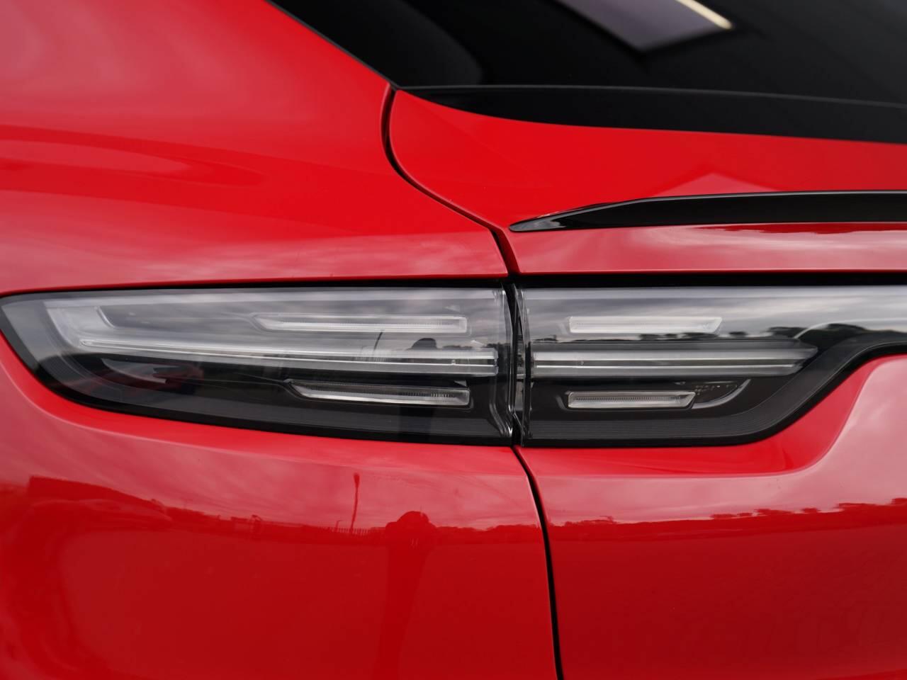 Porsche Cayenne view 65