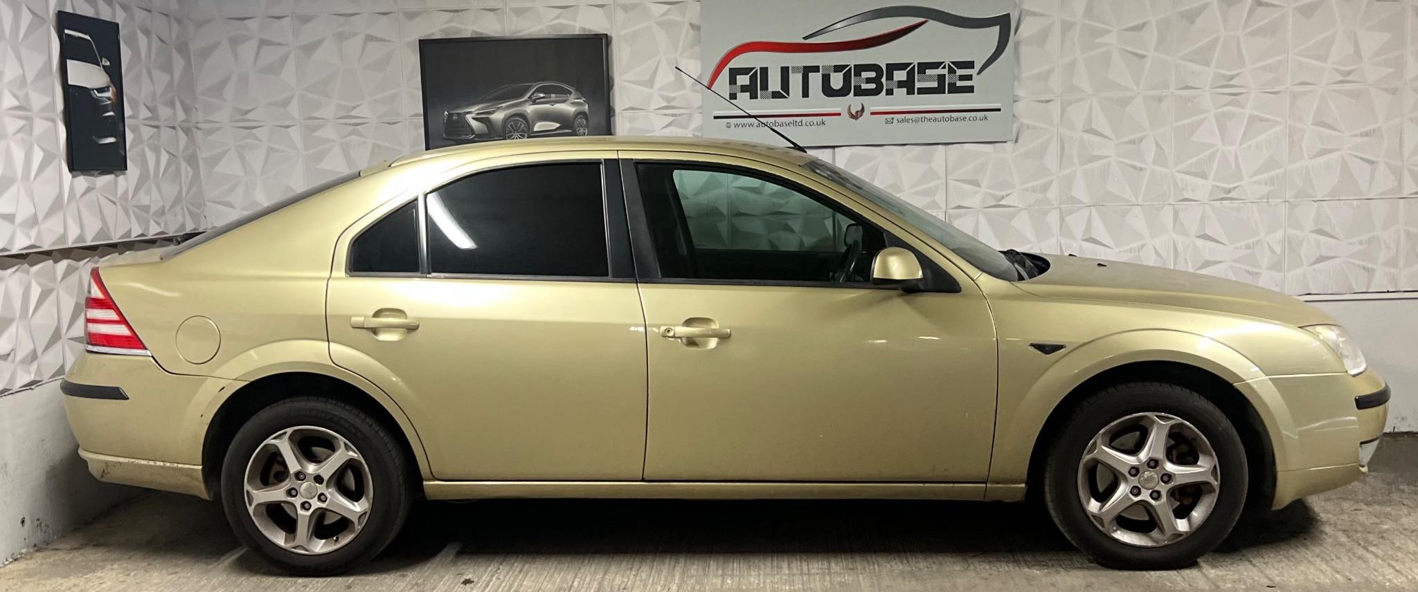 Ford Mondeo view 7