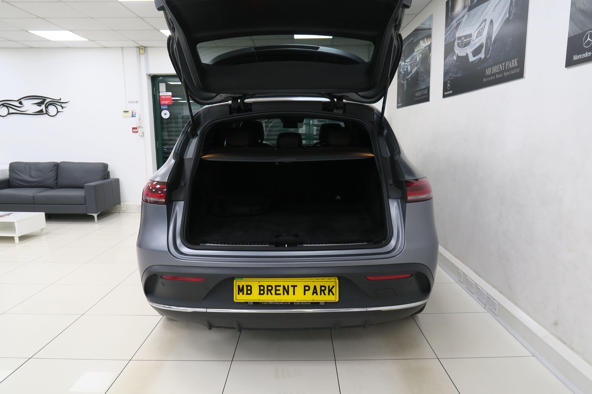 Mercedes-Benz Eqc view 20