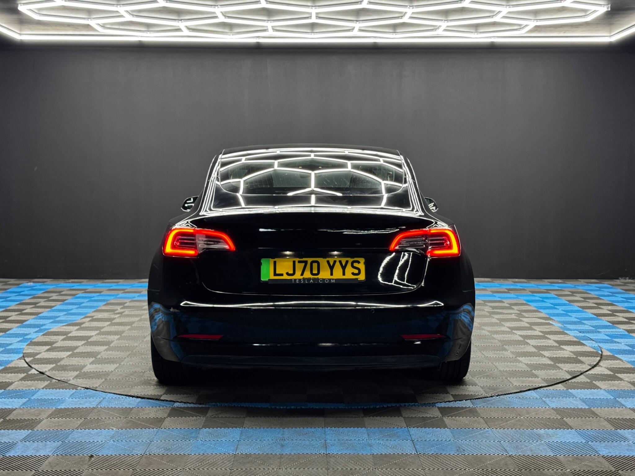 Tesla Model 3 view 6