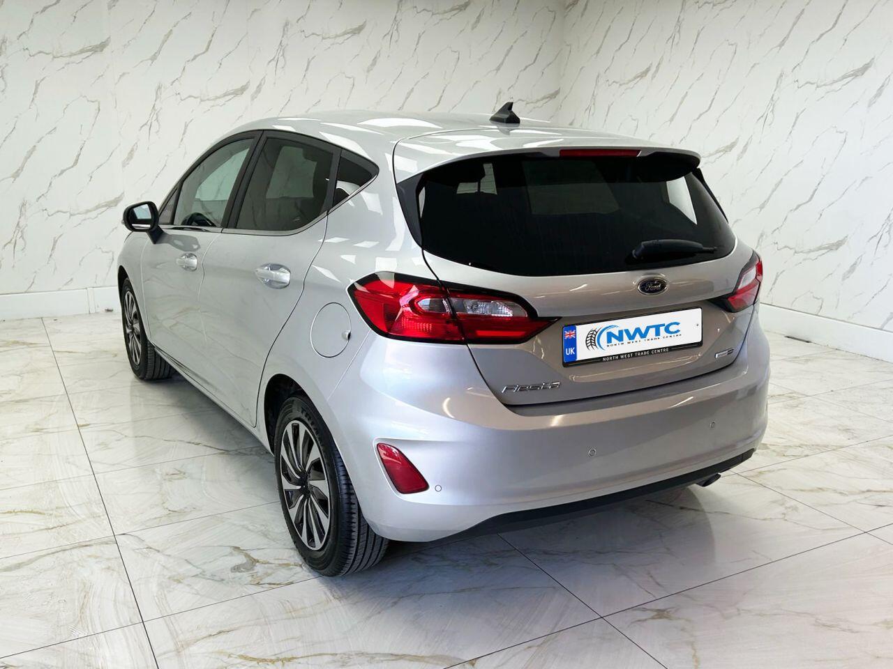 Ford Fiesta view 9