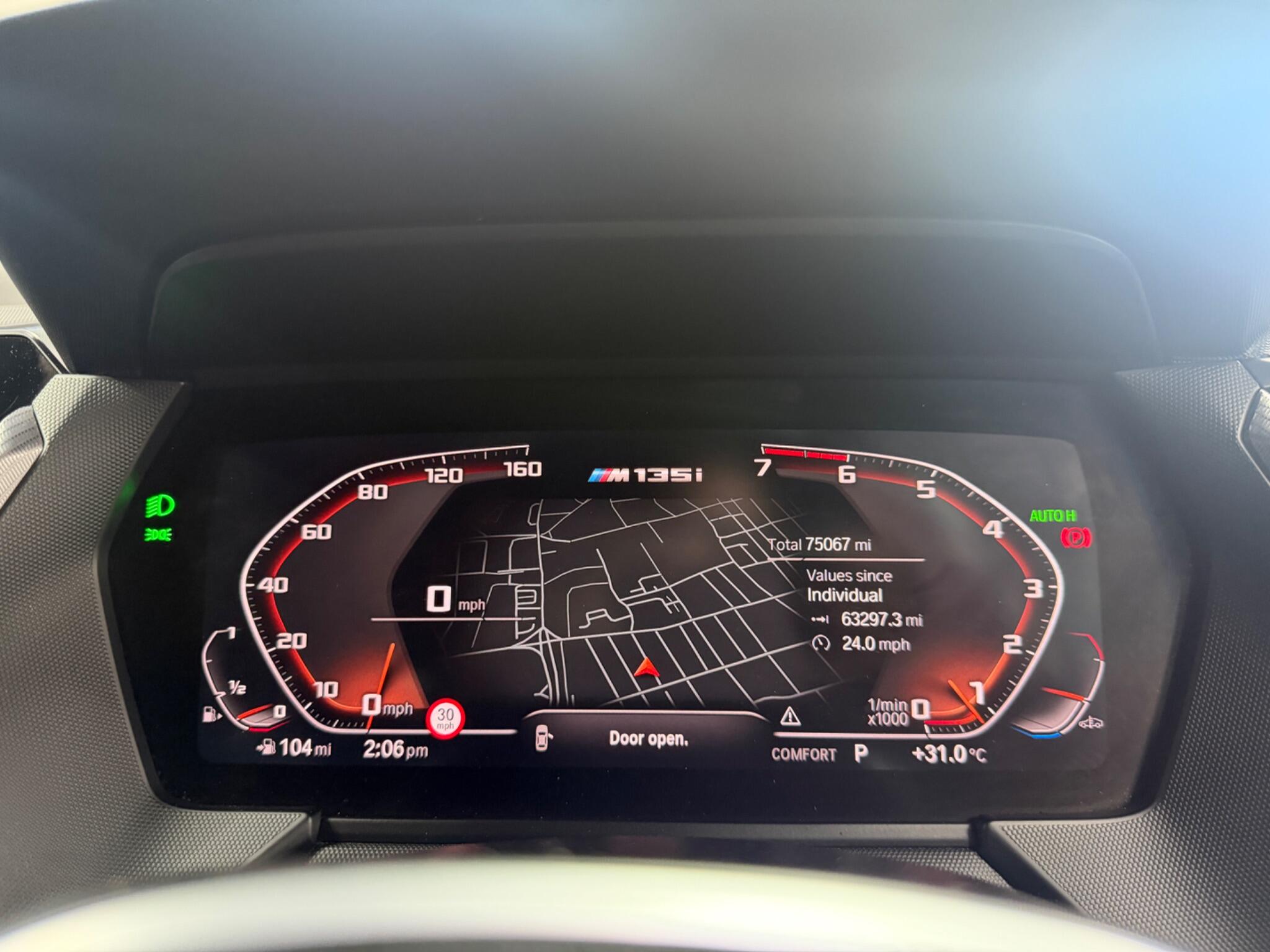 BMW 1 Series view 65