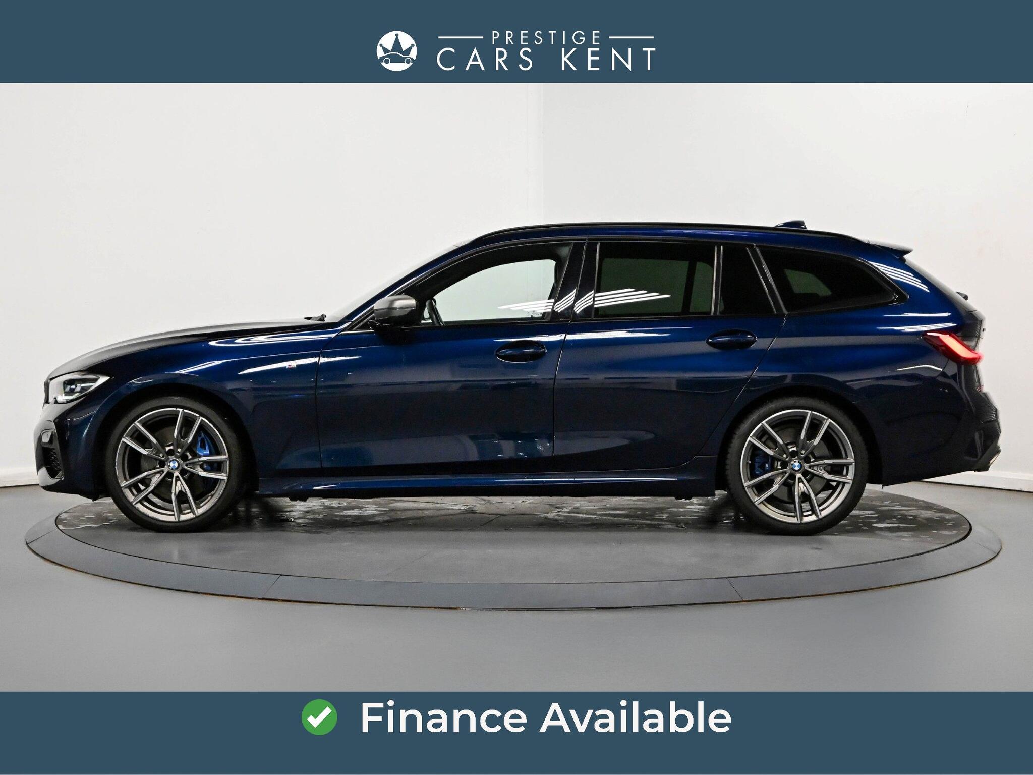BMW 3 Series view 4