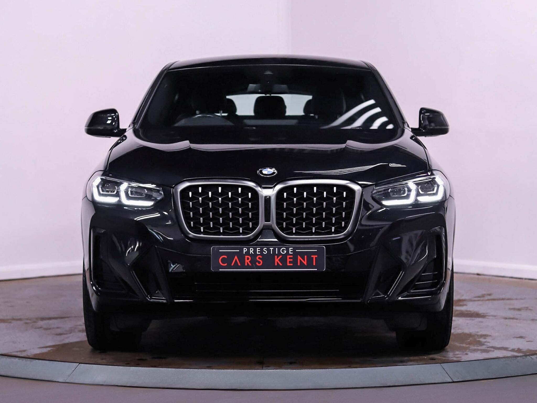BMW X4 view 7