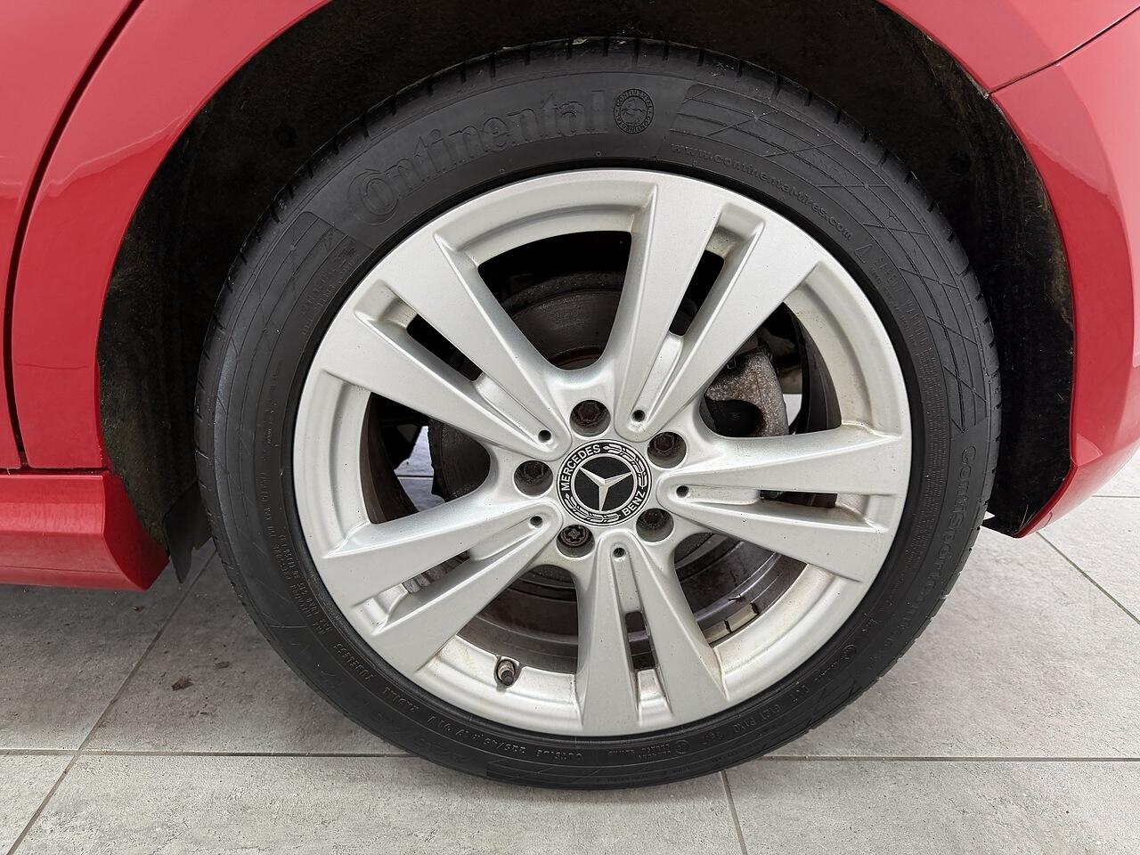 Mercedes-Benz A-Class view 19