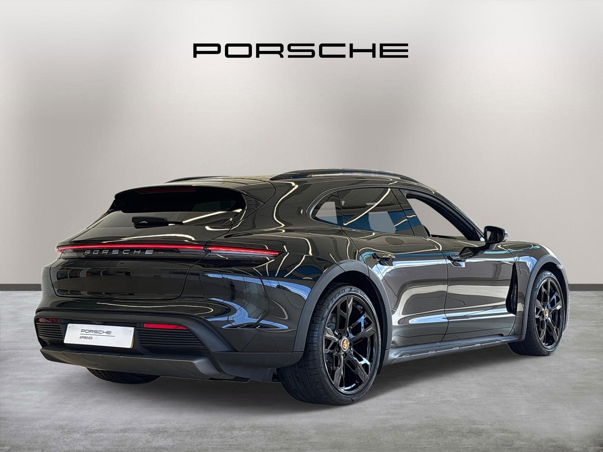 Porsche Taycan view 7